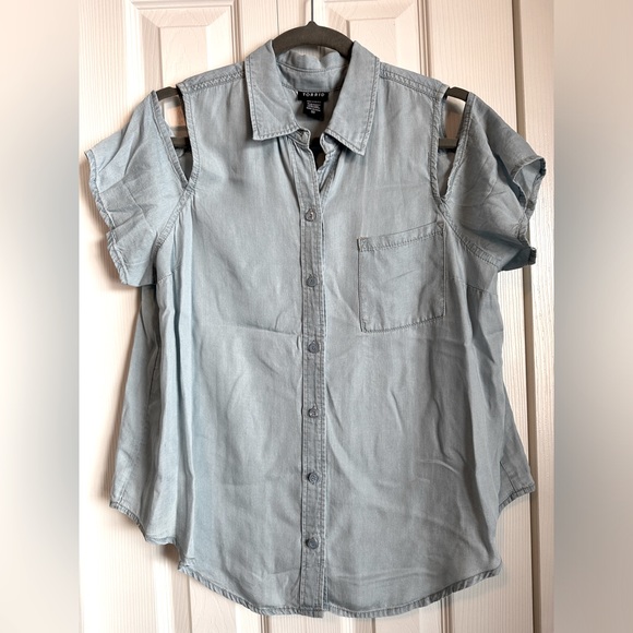 Torrid, size 00, western style jean top - Picture 1 of 5